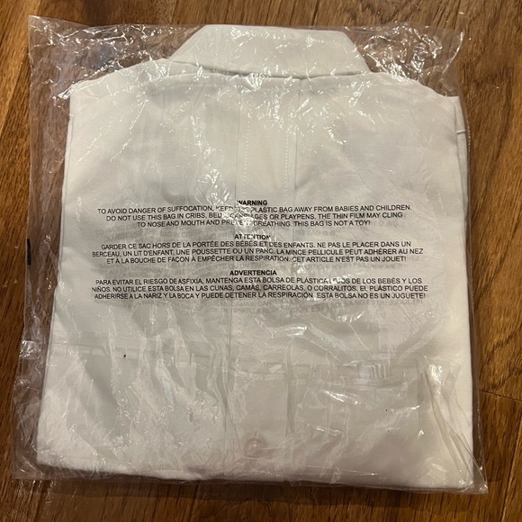 IZOD Boys' Long Sleeve Solid Button-Down Collared Oxford Shirt w/Chest Pocket 4T - Picture 3 of 3